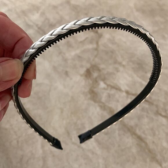 3 Fancy Headbands  - Picture 3 of 5